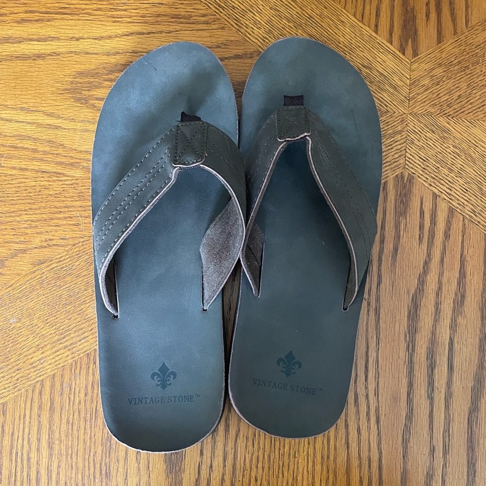 Vintage Stone Mens Flip Flops